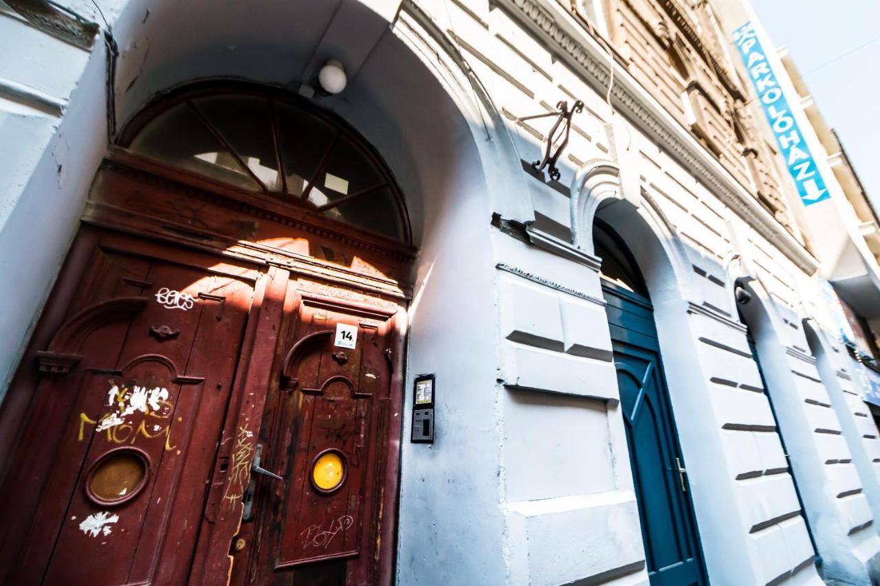 Cosy Studios In The Heart Of The City ブダペスト エクステリア 写真